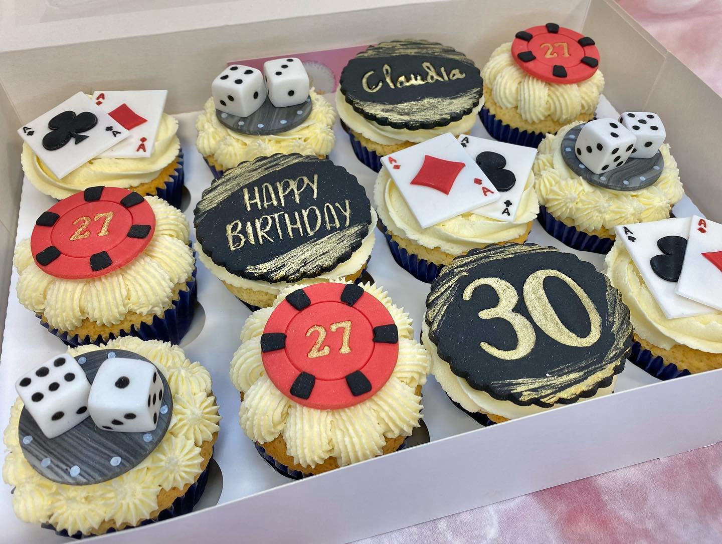Casino lover cupcakes