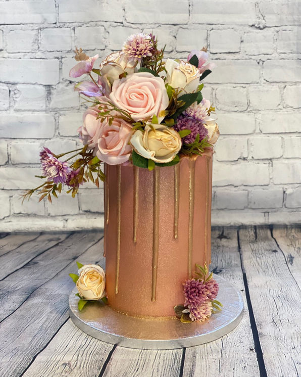 Rose gold flower cake